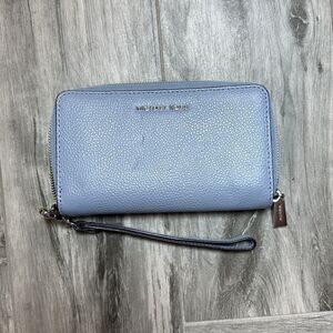 Michael Kors Womens Pale Ocean Blue Pebbled Continental Leather Wristlet Wallet